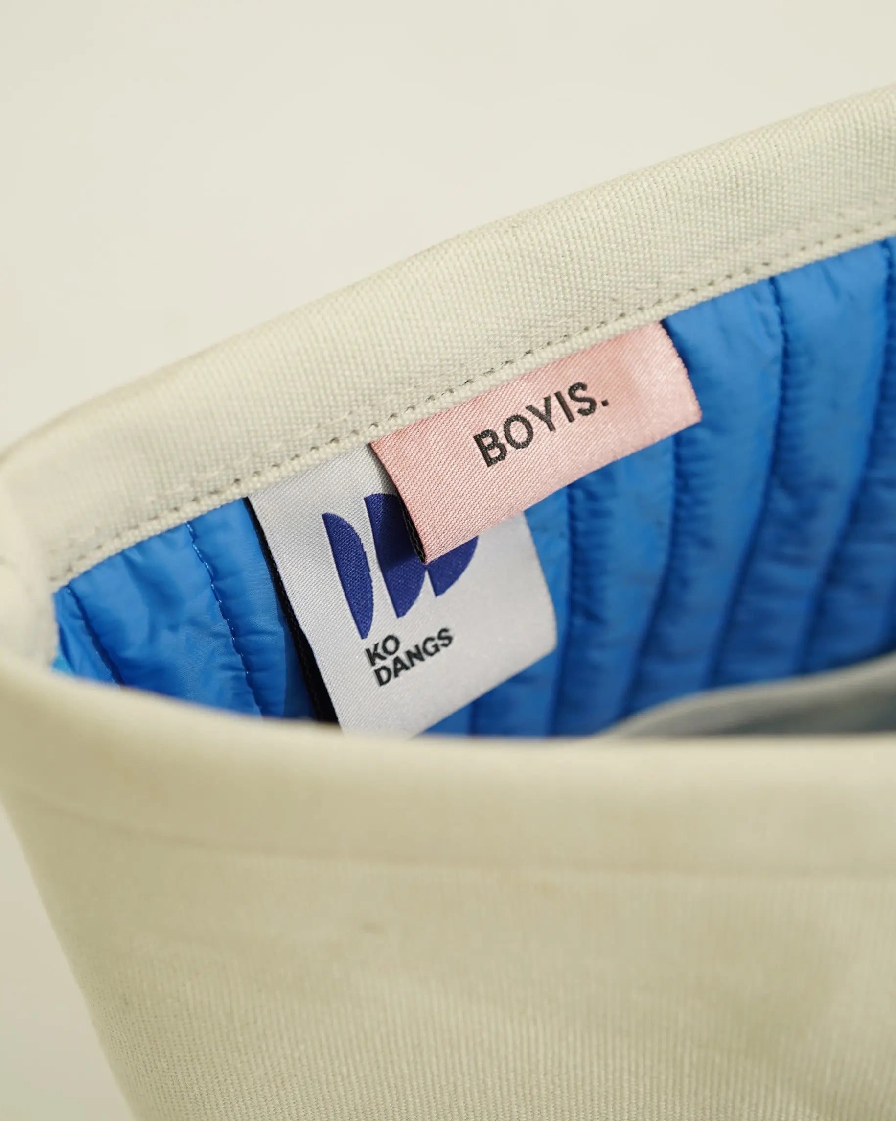 Handed Tote Bag (Collab Edition) Boyis x Kodangs KODANGS