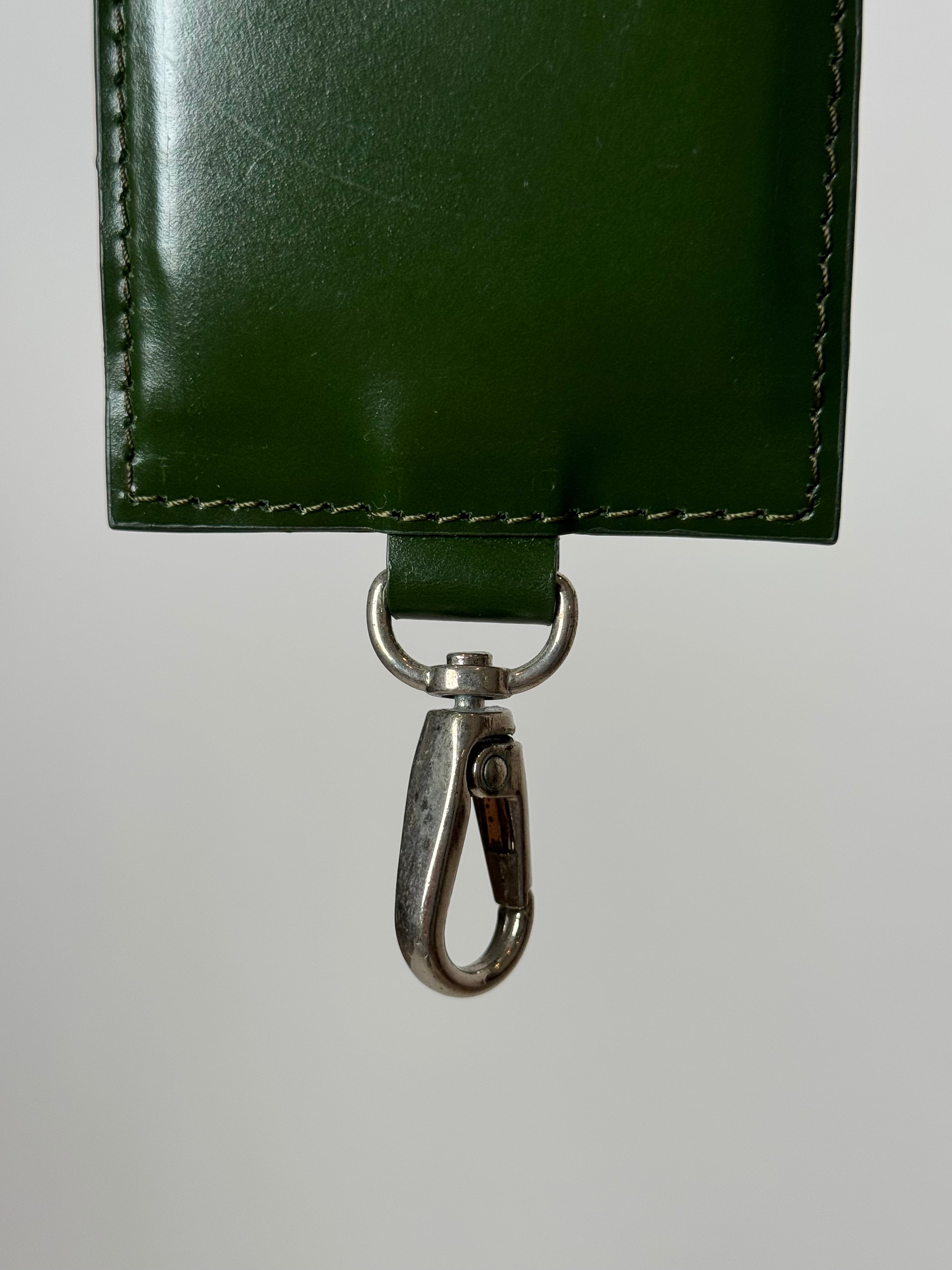 KDS Cardholder (Defect)