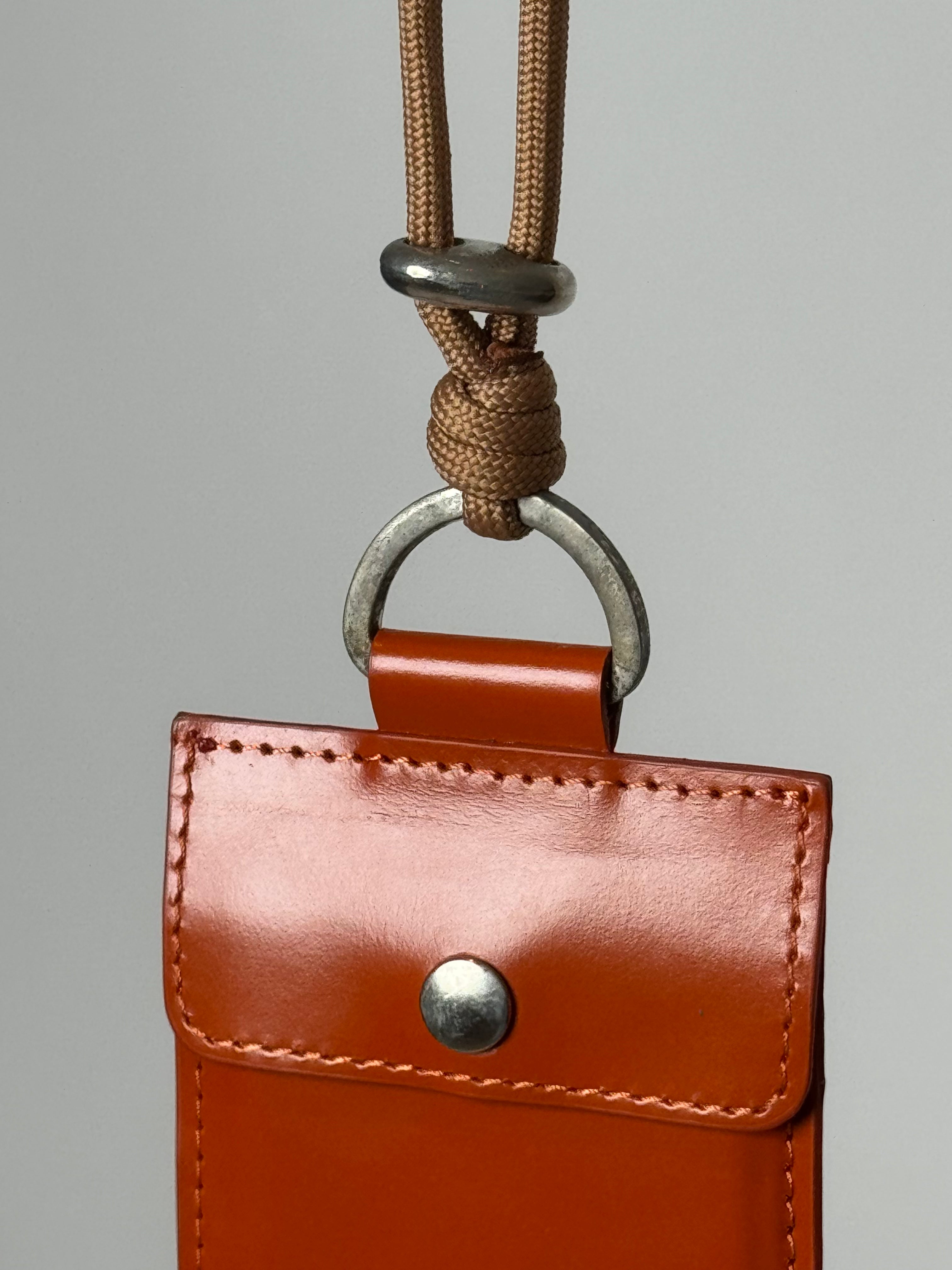 KDS Cardholder (Defect)